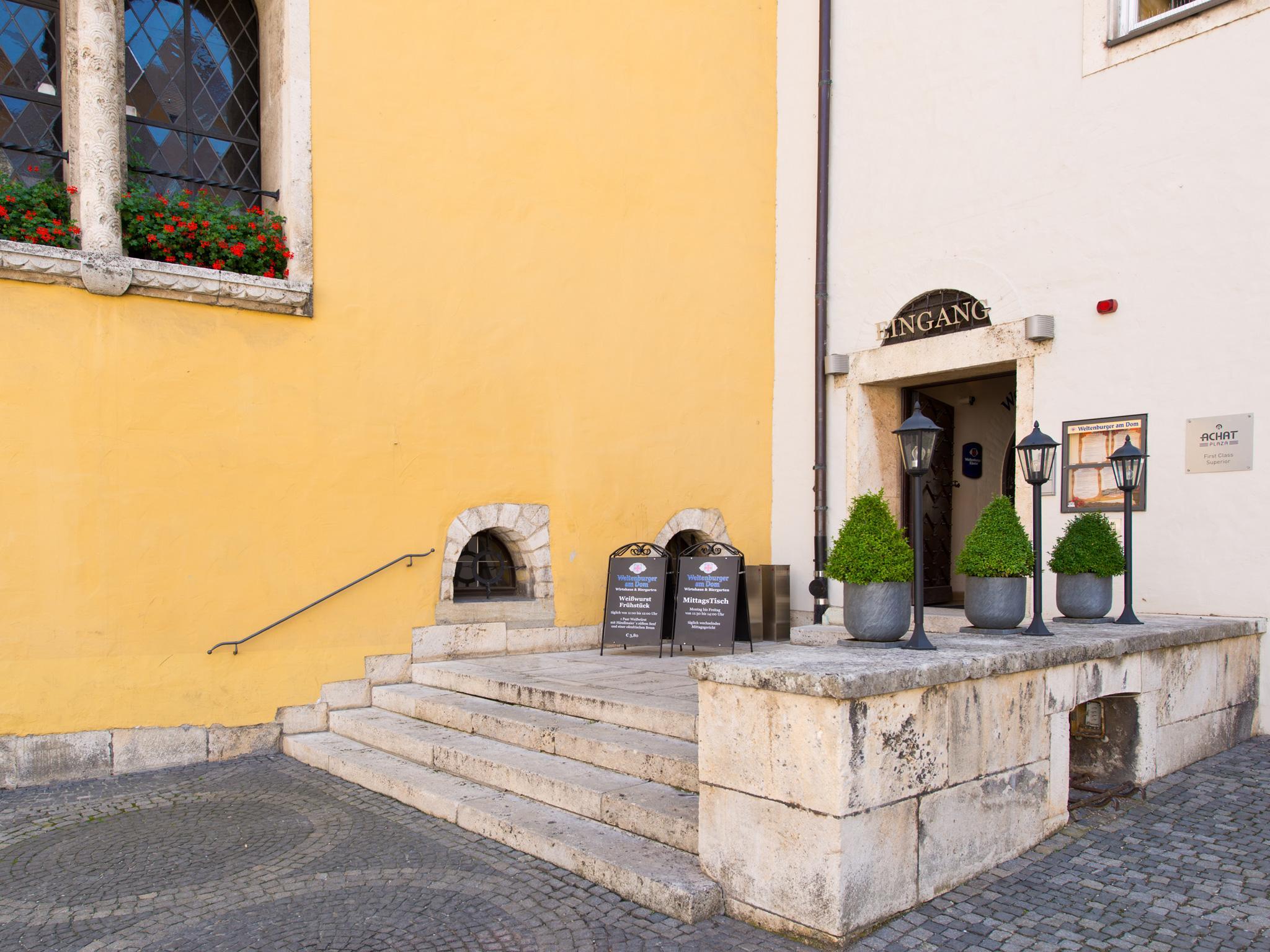 Herzogshof - Boutique-Hotel Am Dom Regensburg Bagian luar foto