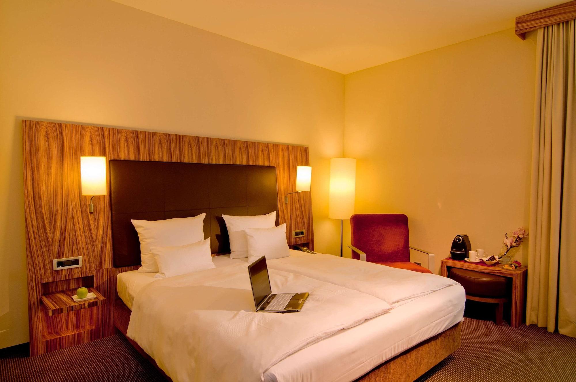 Herzogshof - Boutique-Hotel Am Dom Regensburg Bagian luar foto