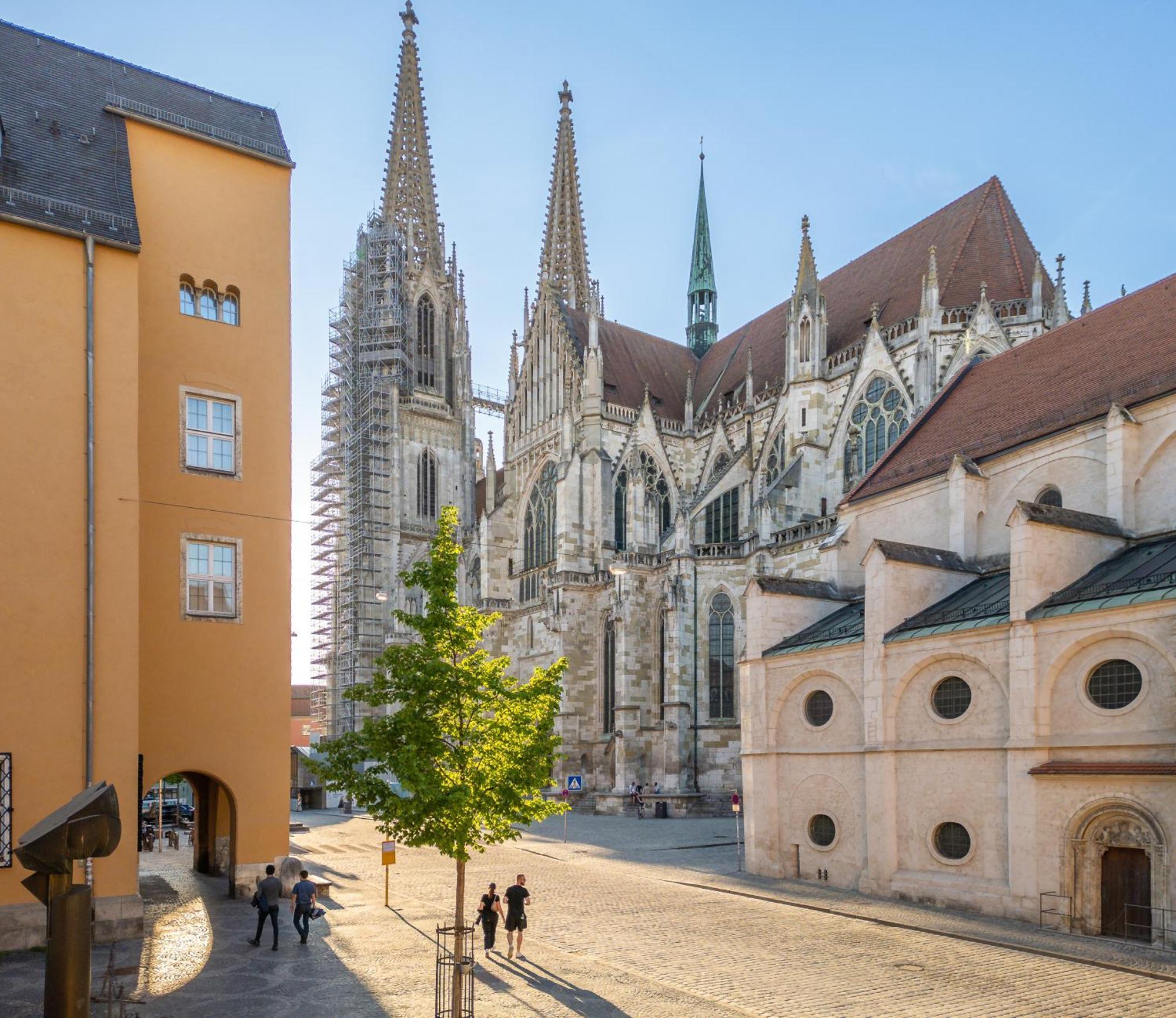 Herzogshof - Boutique-Hotel Am Dom Regensburg Bagian luar foto