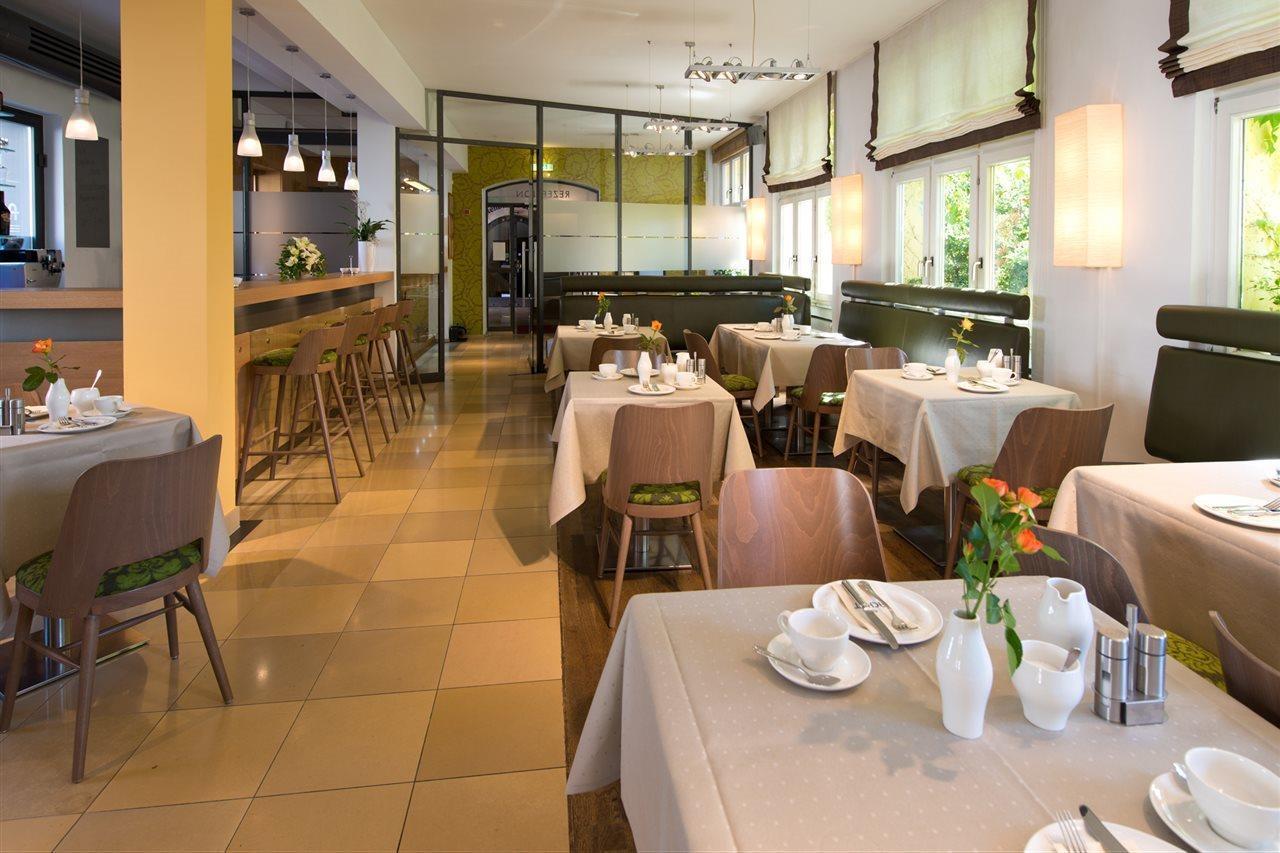 Herzogshof - Boutique-Hotel Am Dom Regensburg Bagian luar foto