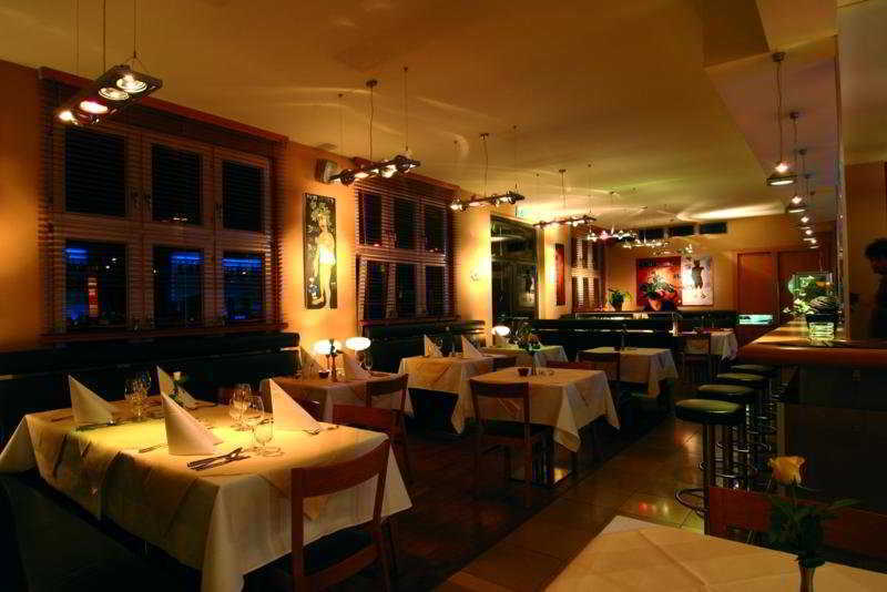 Herzogshof - Boutique-Hotel Am Dom Regensburg Bagian luar foto
